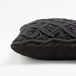 AL MANO ΔΙΑΚΟΣΜΗΤΙΚΟ ΜΑΞΙΛΑΡΙ 45x45x5cm ΒΑΜΒΑΚΙ ΜΑΥΡΟ POLYESTER