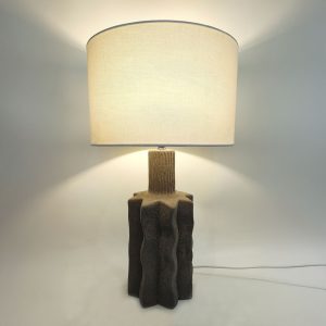 EGLI ΦΩΤΙΣΤΙΚΟ ΕΠΙΤΡΑΠΕΖΙΟ 32x32x56cm ΚΕΡΑΜΙΚΟ ΓΚΡΙ ΣΚΟΥΡΟ ΛΙΝΟ ΛΕΥΚΟ