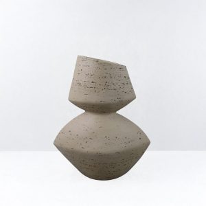 LOOMA I ΒΑΖΟ 28.5x15.5x34.5cm RESIN ΚΑΦΕ